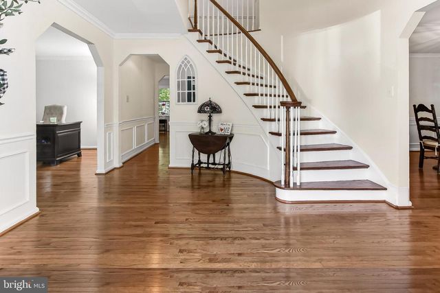 6327 YOUNGS BRANCH DR, Fairfax Station, VA 22039