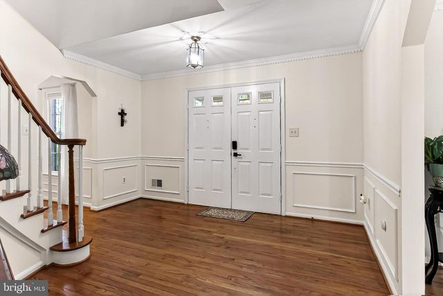 6327 YOUNGS BRANCH DR, Fairfax Station, VA 22039