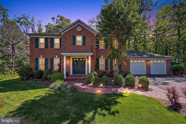 6327 YOUNGS BRANCH DR, Fairfax Station, VA 22039