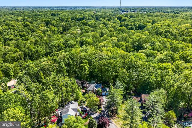 6327 YOUNGS BRANCH DR, Fairfax Station, VA 22039