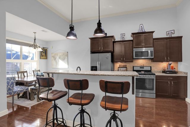 8523 WOODLAND ROSE CIR N, Memphis, TN 38016