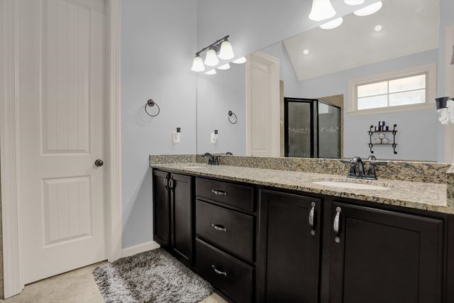 8523 WOODLAND ROSE CIR N, Memphis, TN 38016