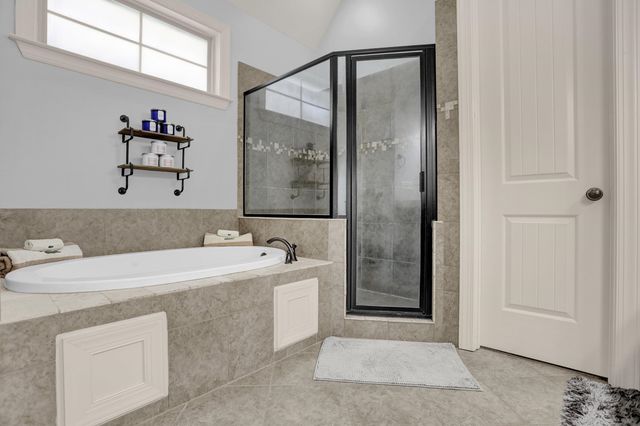 8523 WOODLAND ROSE CIR N, Memphis, TN 38016