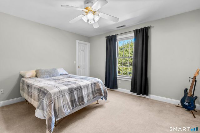 9 Partridge Landing, Glastonbury, CT 06033