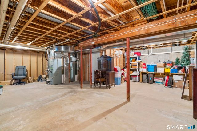 9 Partridge Landing, Glastonbury, CT 06033