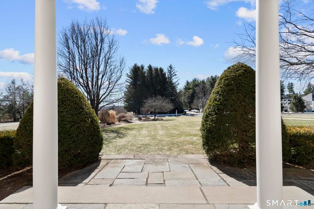 9 Partridge Landing, Glastonbury, CT 06033