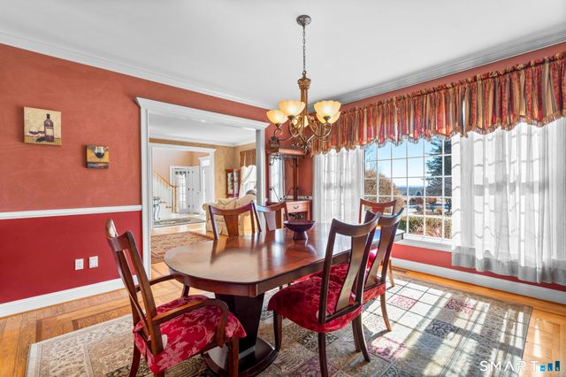 9 Partridge Landing, Glastonbury, CT 06033