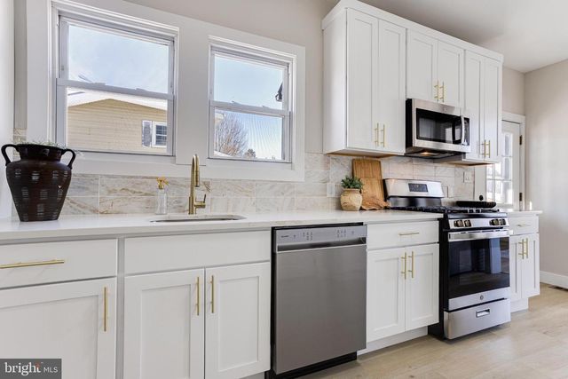 1337 LINCOLN AVE, West Deptford Twp, NJ 08096