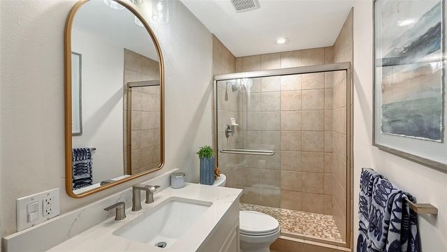 174 GOLDEN GATE POINT 22, Sarasota, FL 34236