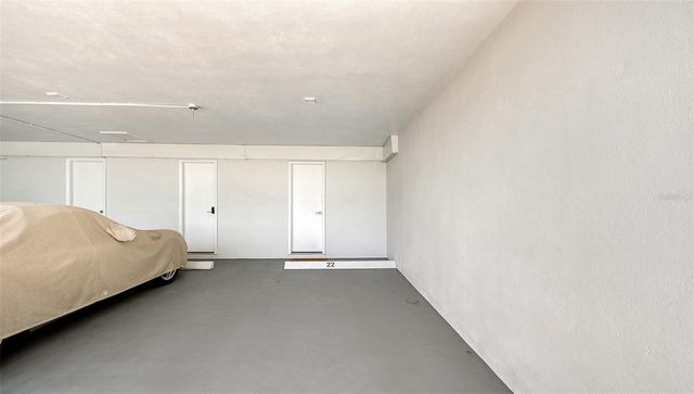 174 GOLDEN GATE POINT 22, Sarasota, FL 34236