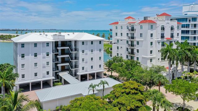 174 GOLDEN GATE POINT 22, Sarasota, FL 34236