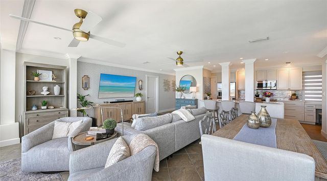 174 GOLDEN GATE POINT 22, Sarasota, FL 34236
