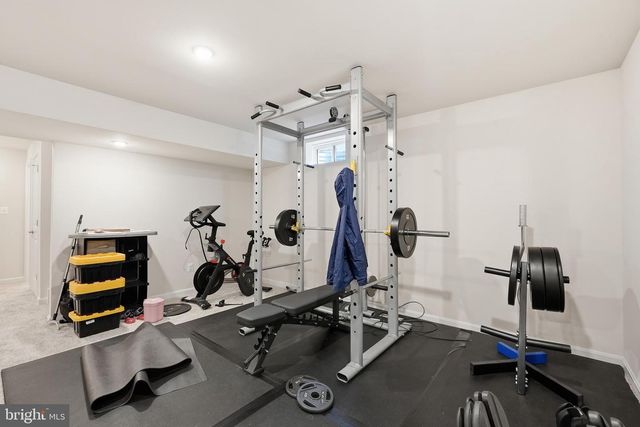 8317 SUNSET DR, Manassas, VA 20110