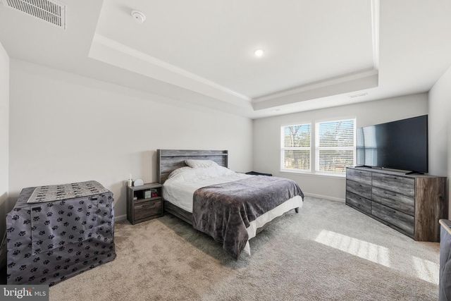 8317 SUNSET DR, Manassas, VA 20110