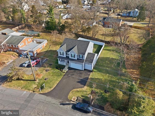 8317 SUNSET DR, Manassas, VA 20110