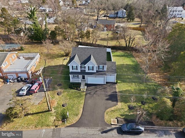 8317 SUNSET DR, Manassas, VA 20110