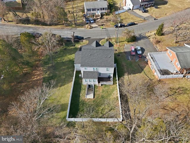 8317 SUNSET DR, Manassas, VA 20110