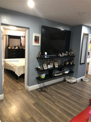 2231 SW 57th Ct, Miami, FL 33155