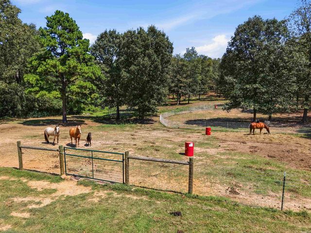 58 Justin Drive, Greenbrier, AR 72058
