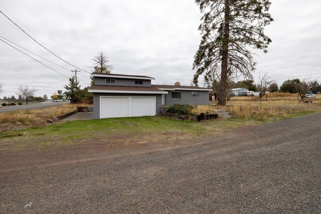 511 SW Fairgounds Road, Madras, OR 97741