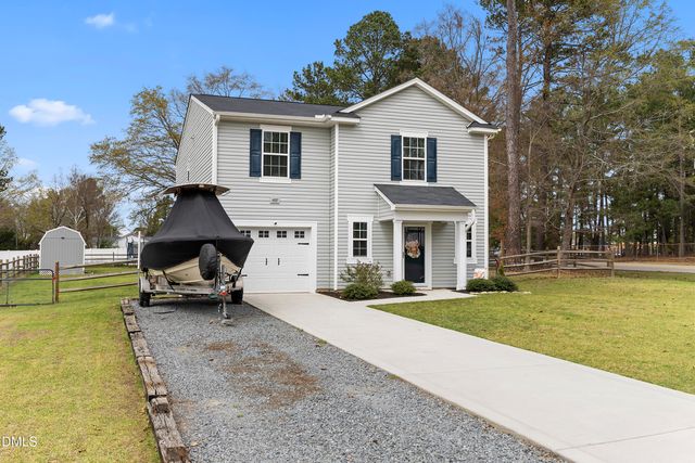 400 Century Lane, Cameron, NC 28326