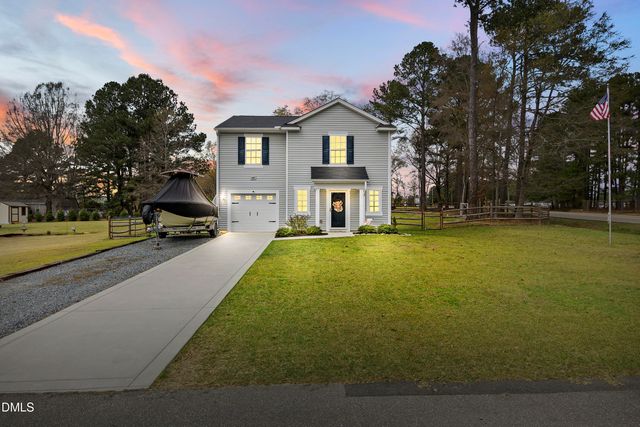 400 Century Lane, Cameron, NC 28326