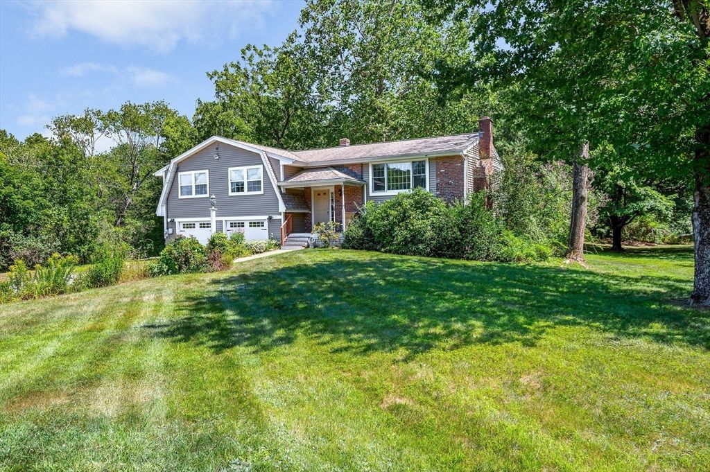 3 San Mateo Dr, Chelmsford, MA 01824