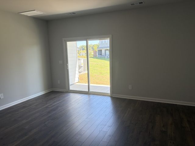 1011 Keyes Pl, Lebanon, TN 37087