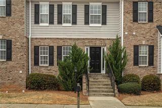 5980 Eagle Tiff Lane, Sugar Hill, GA 30518