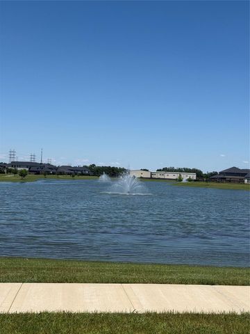 15423 Foresail Lane, Houston, TX 77053