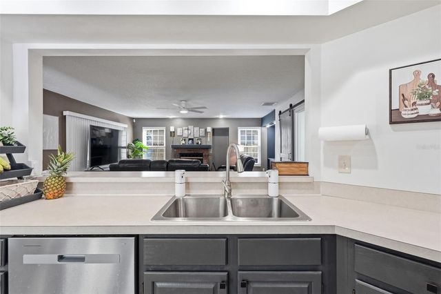 3277 MONTROSE CIRCLE, Palm Harbor, FL 34684