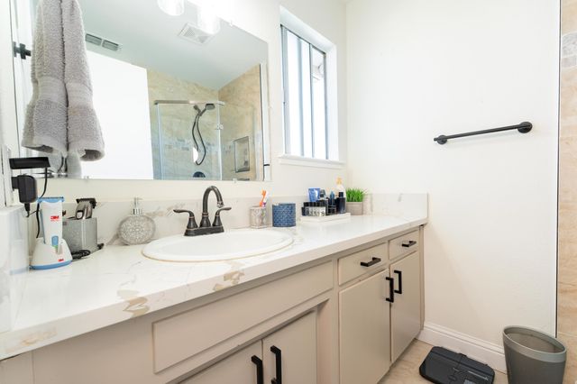 1955 N Westwood Street, Porterville, CA 93257