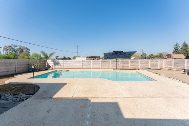 1955 N Westwood Street, Porterville, CA 93257