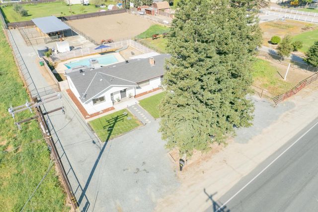 1955 N Westwood Street, Porterville, CA 93257