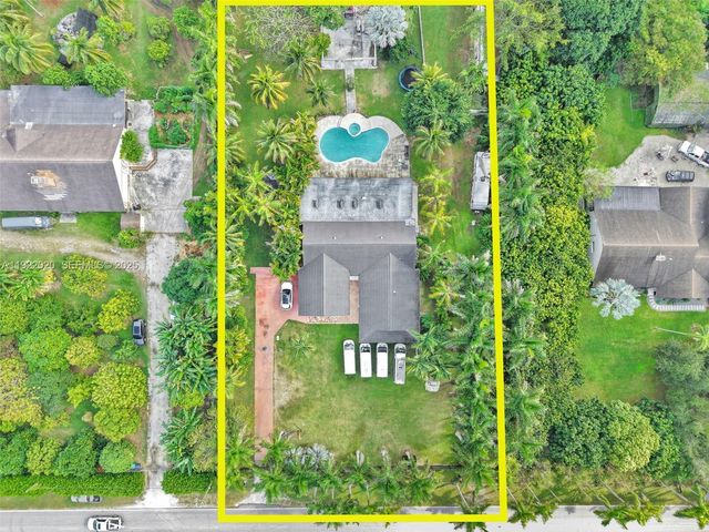 21801 SW 202nd Ave, Miami, FL 33170