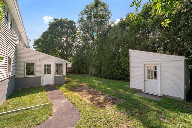 56 Winfield St, Norwood, MA 02062