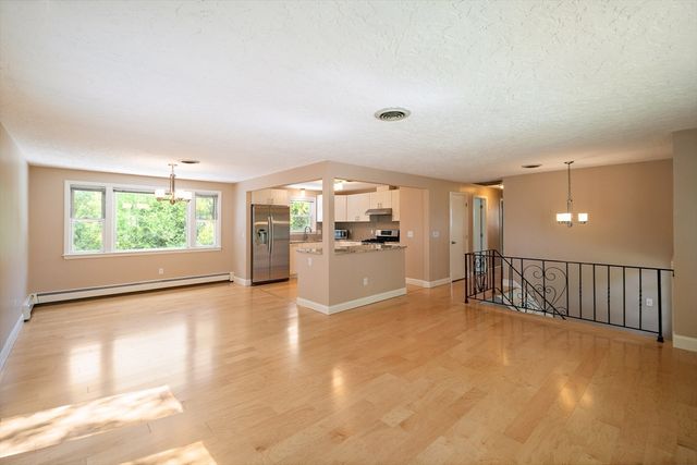 56 Winfield St, Norwood, MA 02062