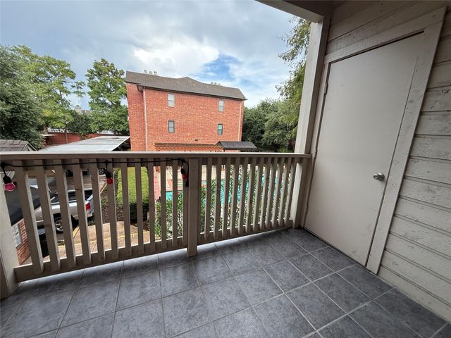 4041 Drake Street 102, Houston, TX 77005