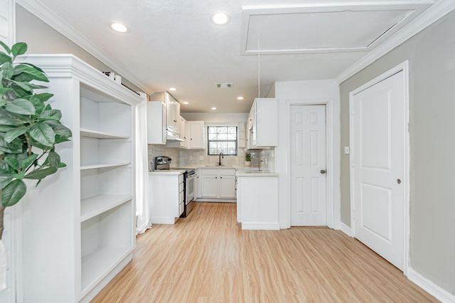 3002 Kirk Street, Houston, TX 77026