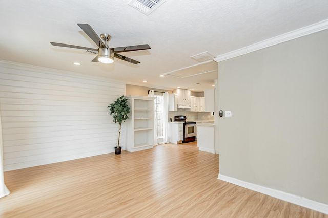 3002 Kirk Street, Houston, TX 77026