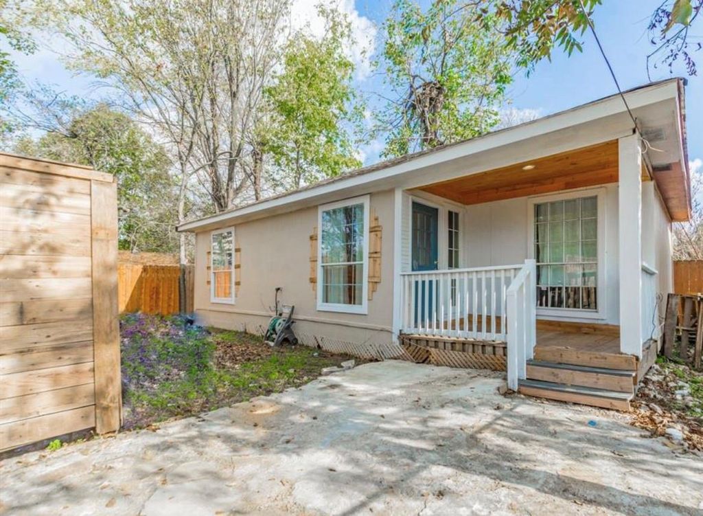 3002 Kirk Street, Houston, TX 77026