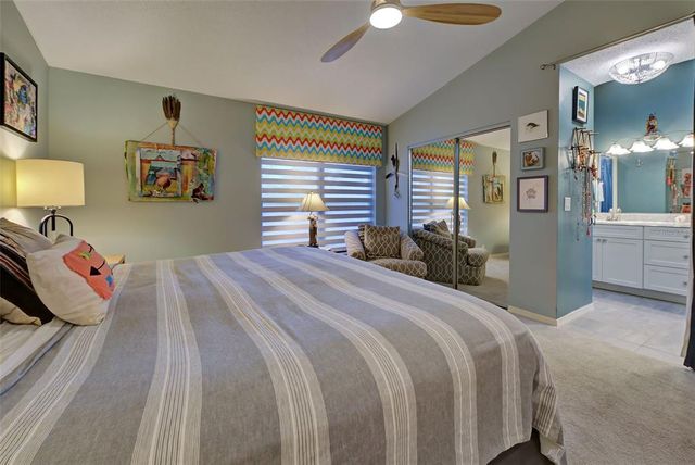 263 SOUTHAMPTON DRIVE 301, Venice, FL 34293