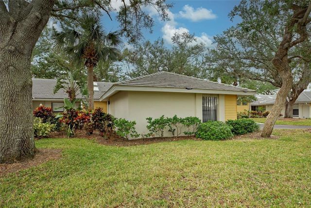 263 SOUTHAMPTON DRIVE 301, Venice, FL 34293