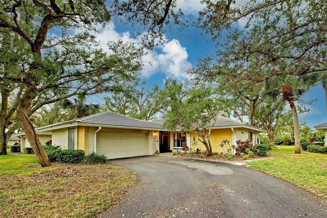 263 SOUTHAMPTON DRIVE 301, Venice, FL 34293