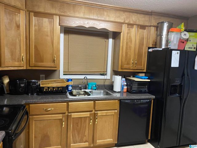 50 W CARRIAGE DRIVE, Birmingham, AL 35214