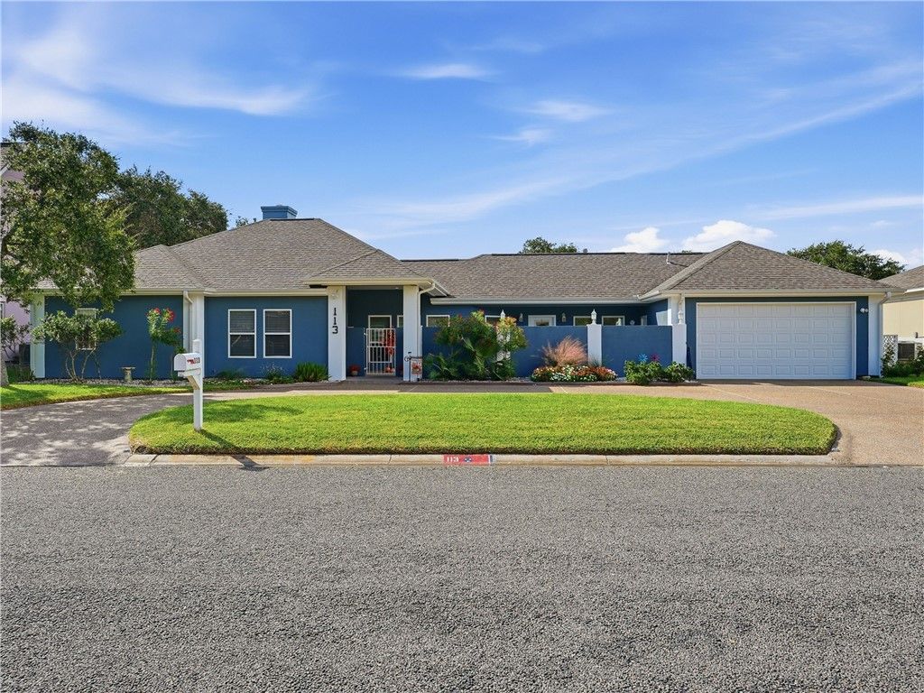 113 Cedar Ridge Dr, Rockport, TX 78382 — photo 2
