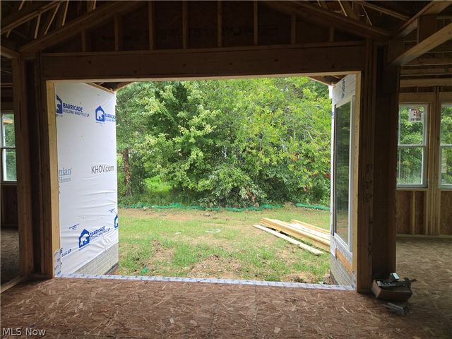 330 Delta Way, Elyria, OH 44035