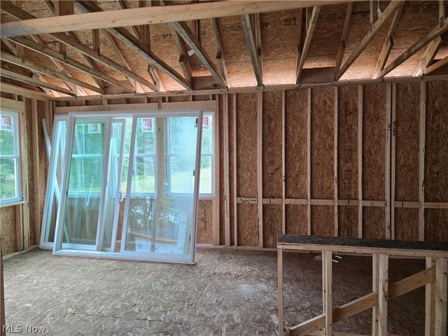 330 Delta Way, Elyria, OH 44035