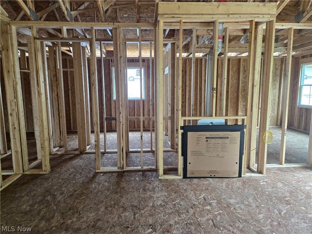 330 Delta Way, Elyria, OH 44035