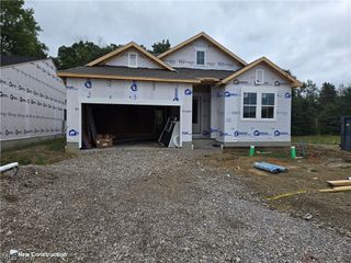 330 Delta Way, Elyria, OH 44035